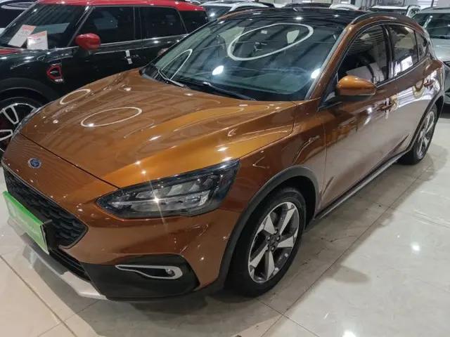 Ford Focus Active 2021 EcoBoost 180 Automatic Trendy Model