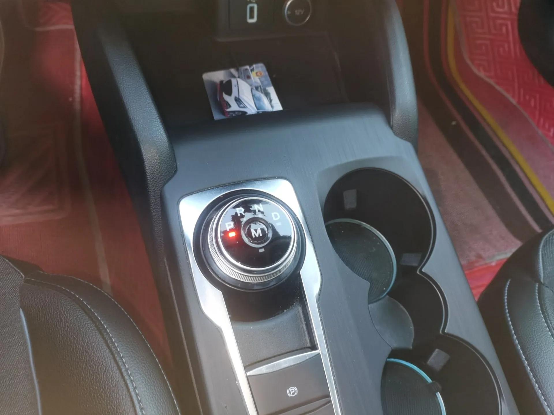 Ford Focus Active 2020 EcoBoost 180 Automatic Trendy Model — миниатюра 15