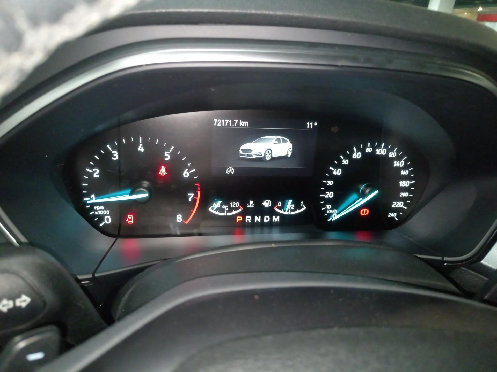 Ford Focus Active 2020 EcoBoost 180 Automatic Trendy Model — миниатюра 13
