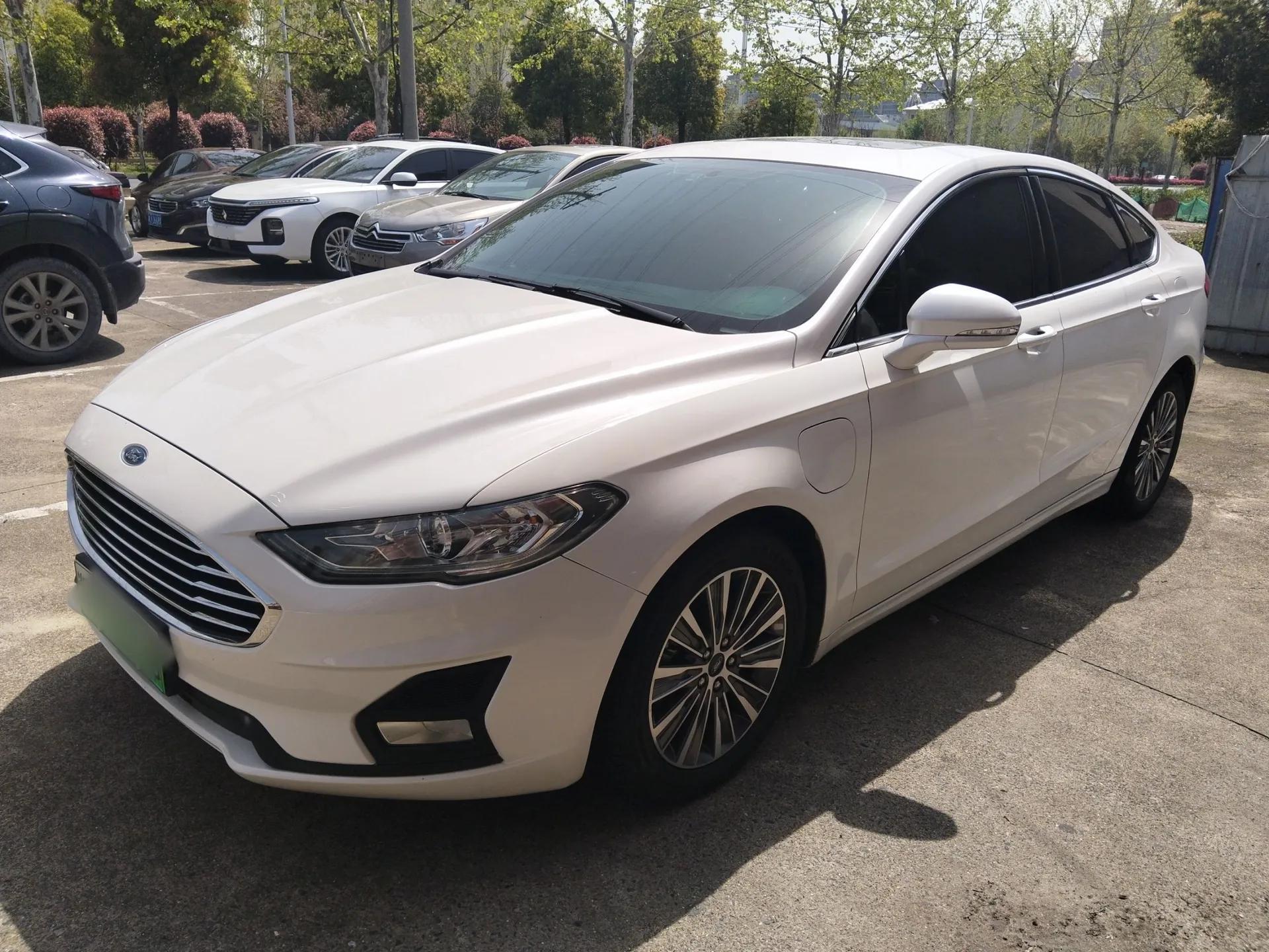 Ford Mondeo New Energy 2018 2.0 PHEV Smart-Controlled Fashion Edition China V Standard — миниатюра 1