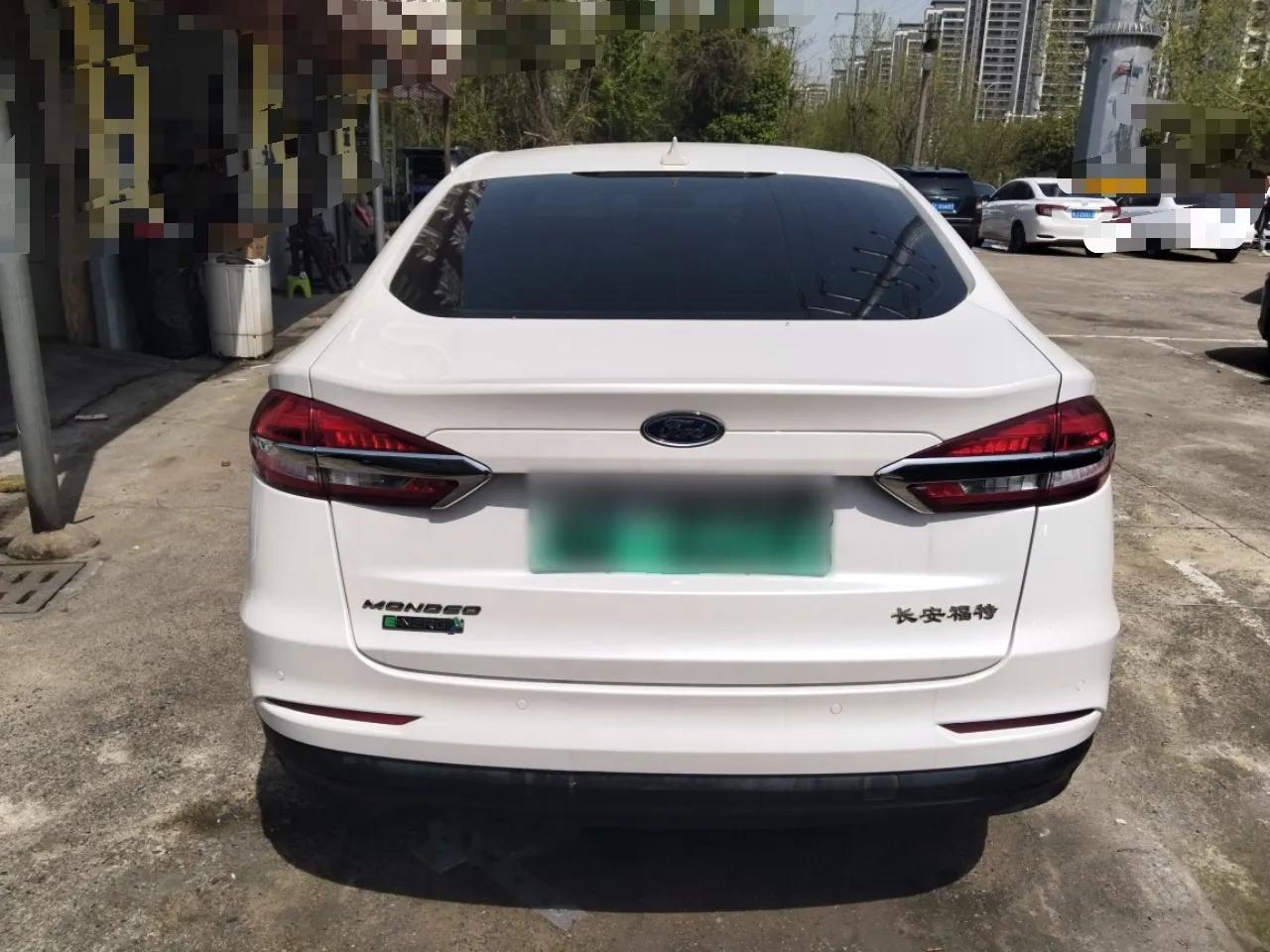 Ford Mondeo New Energy 2018 2.0 PHEV Smart-Controlled Fashion Edition China V Standard — миниатюра 3