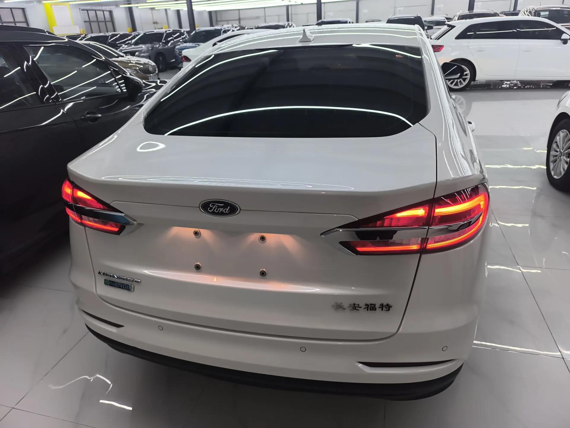 Ford Mondeo New Energy 2018 2.0 PHEV Smart-Controlled Fashion Edition China VI Standard — миниатюра 3