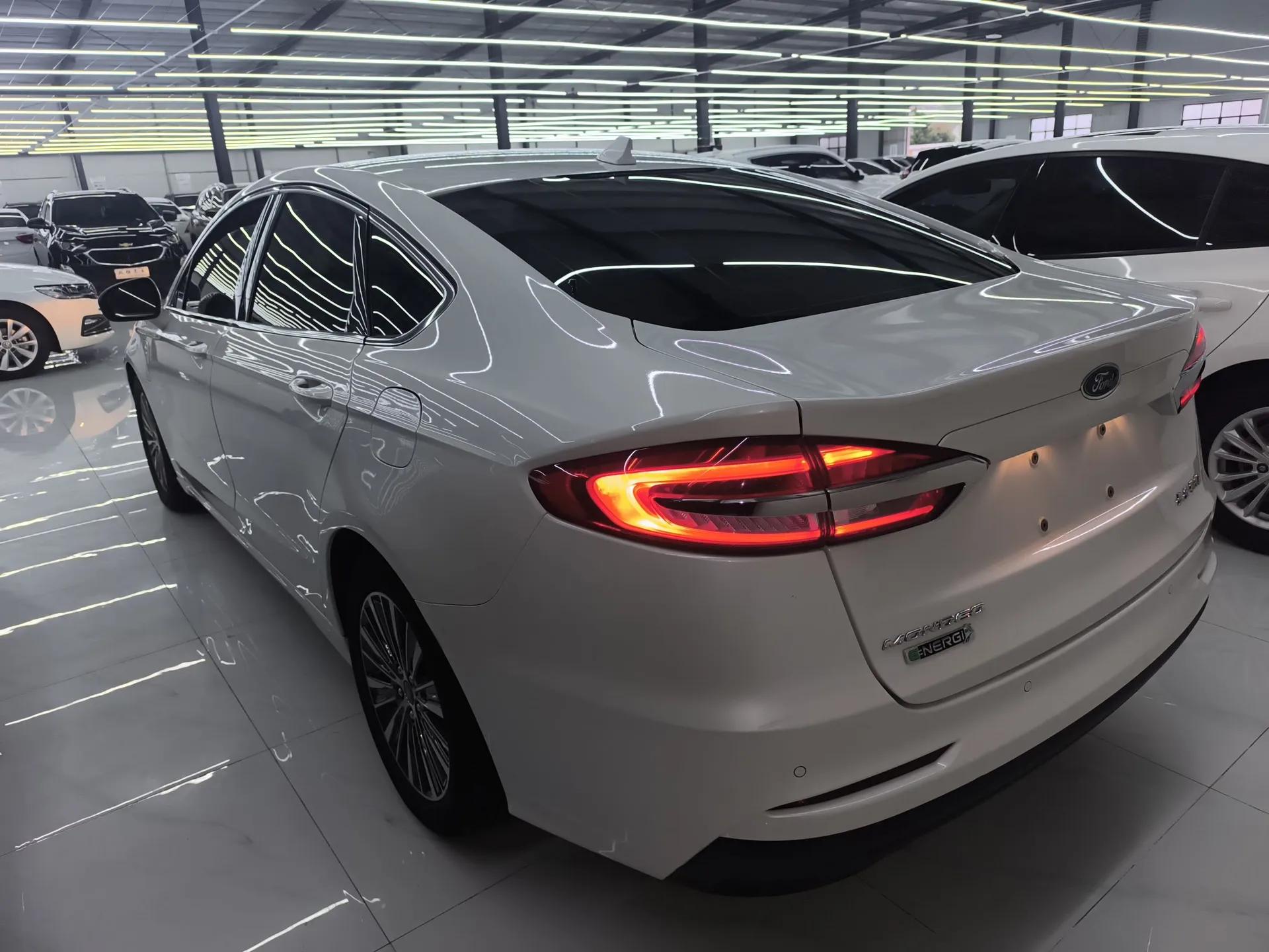 Ford Mondeo New Energy 2018 2.0 PHEV Smart-Controlled Fashion Edition China VI Standard — миниатюра 7
