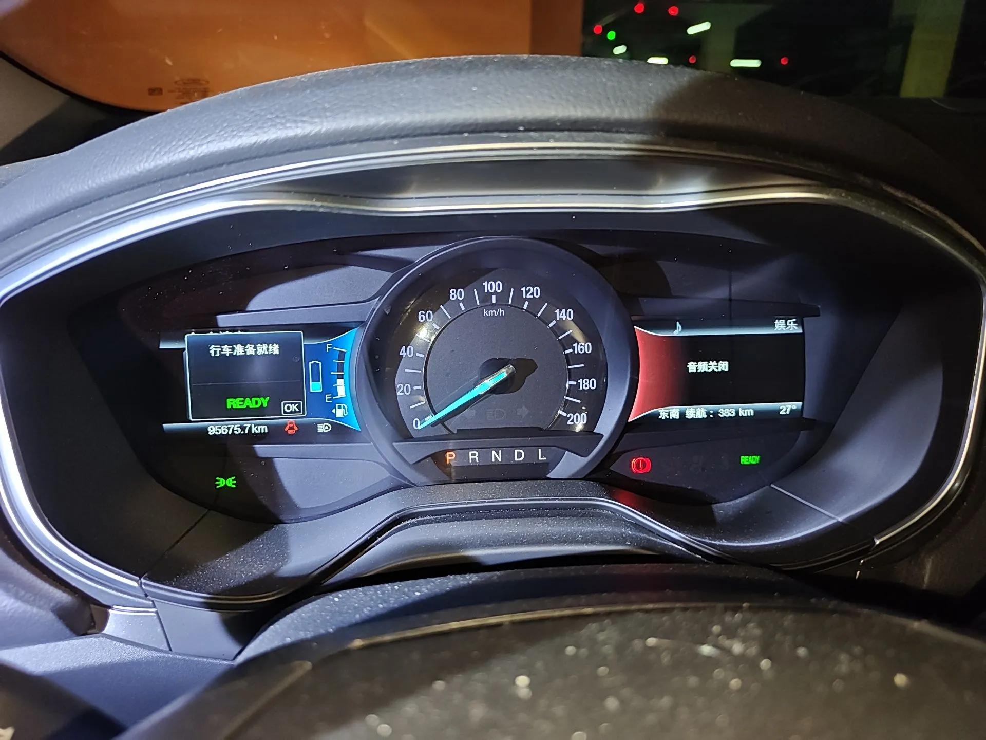Ford Mondeo New Energy 2018 2.0 PHEV Smart-Control Luxury Version China VI Standard — миниатюра 12