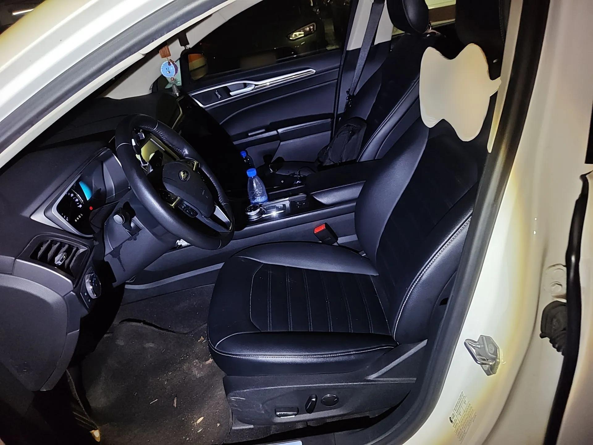 Ford Mondeo New Energy 2018 2.0 PHEV Smart-Control Luxury Version China VI Standard — миниатюра 16