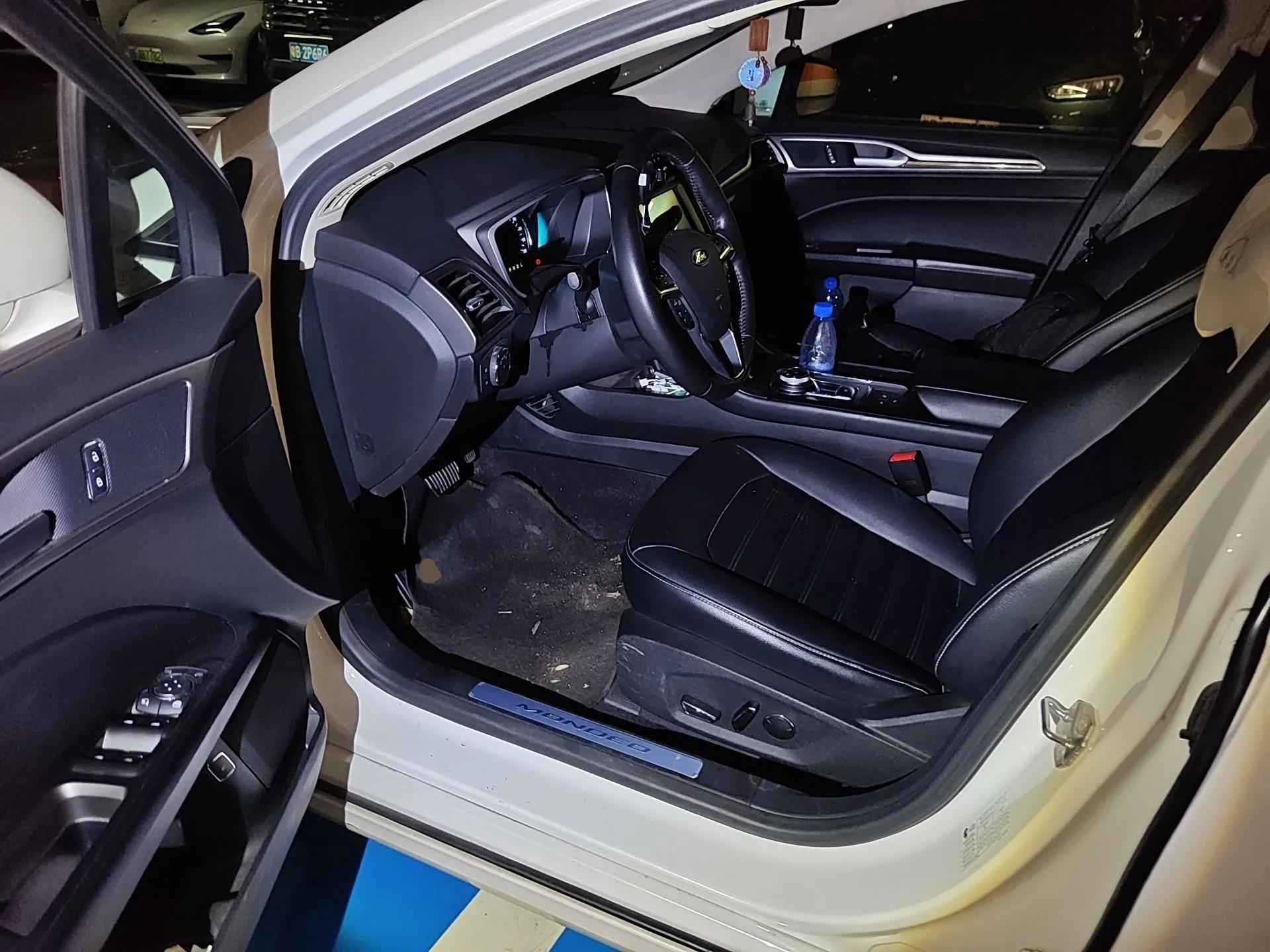 Ford Mondeo New Energy 2018 2.0 PHEV Smart-Control Luxury Version China VI Standard — миниатюра 17