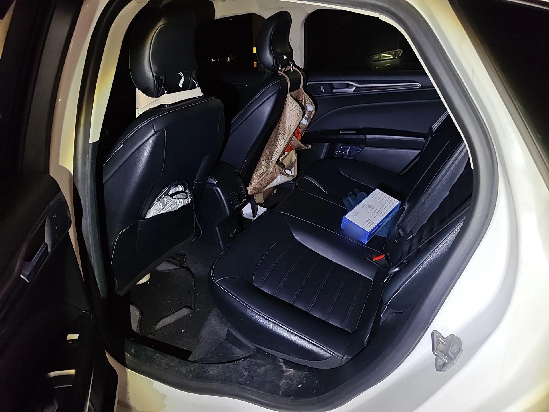 Ford Mondeo New Energy 2018 2.0 PHEV Smart-Control Luxury Version China VI Standard — миниатюра 18