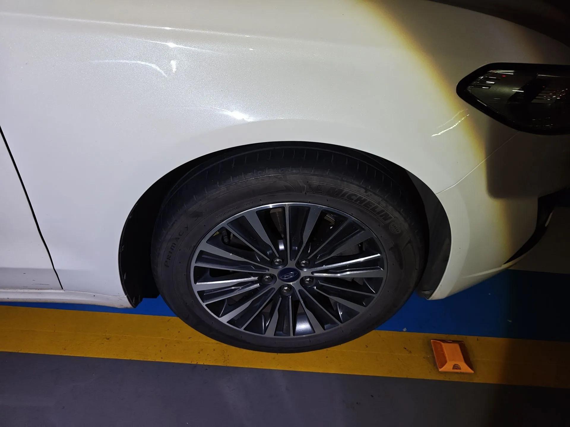 Ford Mondeo New Energy 2018 2.0 PHEV Smart-Control Luxury Version China VI Standard — миниатюра 8