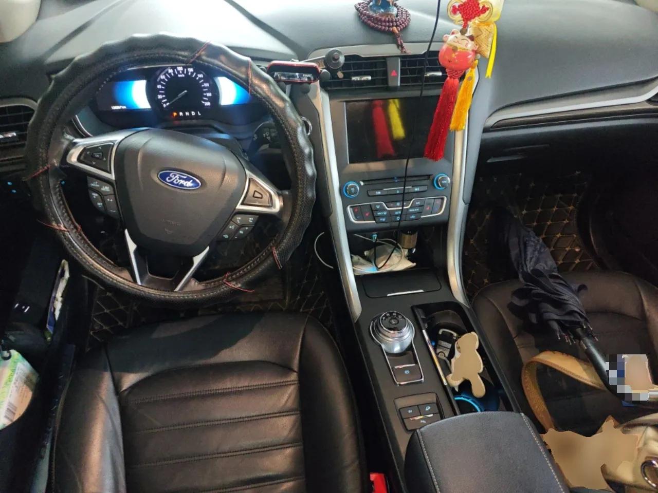 Ford Mondeo New Energy 2018 2.0 PHEV Zhihao Trim — миниатюра 10