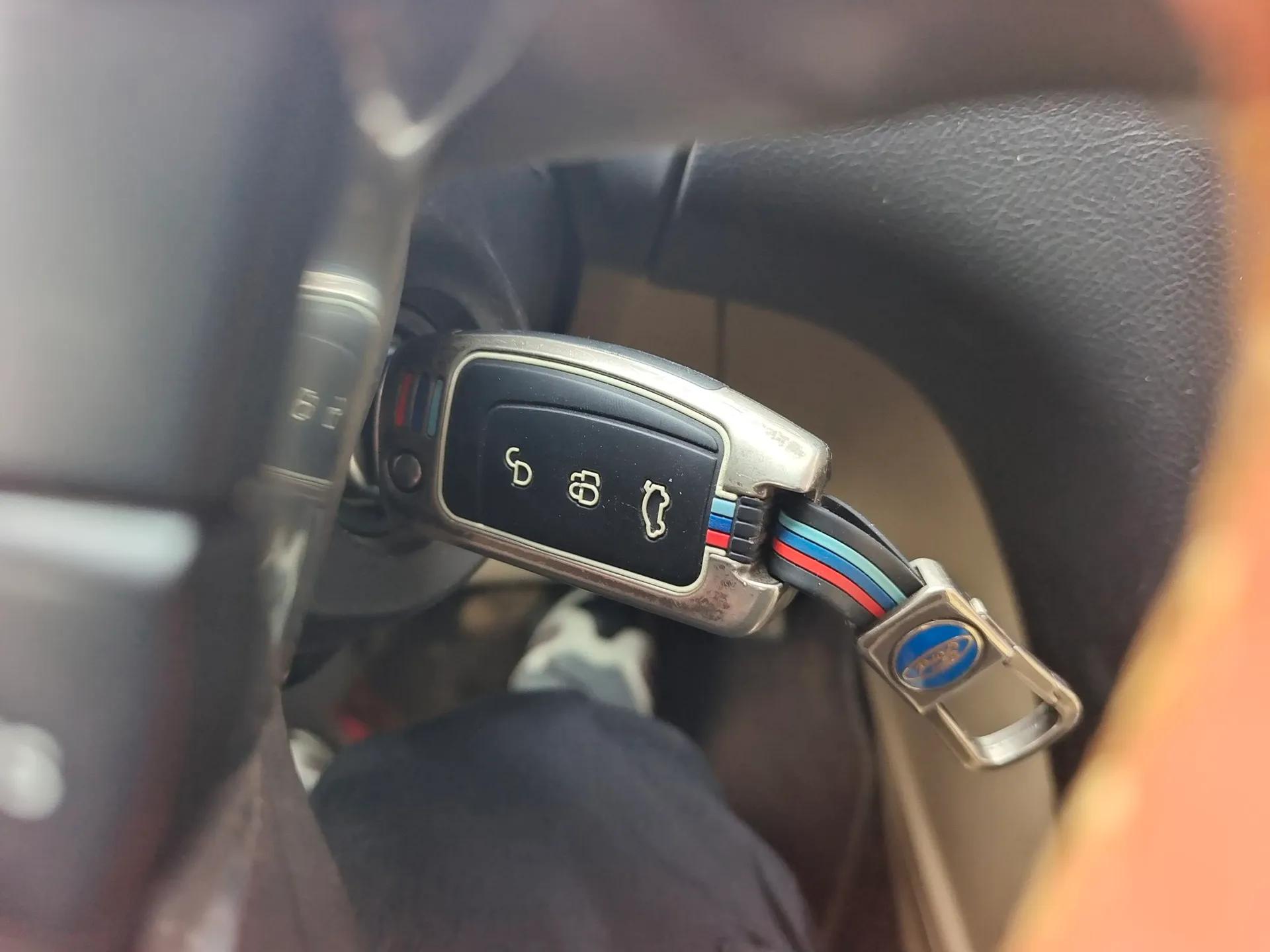 Ford S-MAX 2008 2.3L 7-Seater Fashion Edition — миниатюра 9