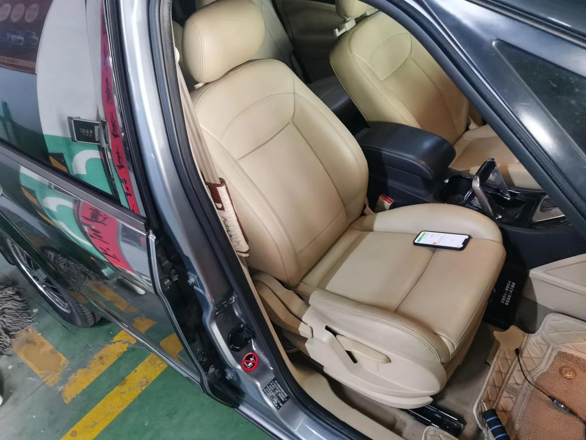 Ford S-MAX 2008 2.3L 7-Seater Luxury Version — миниатюра 23