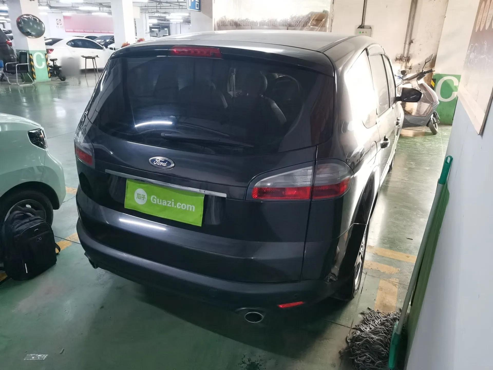 Ford S-MAX 2008 2.3L 7-Seater Luxury Version — миниатюра 6