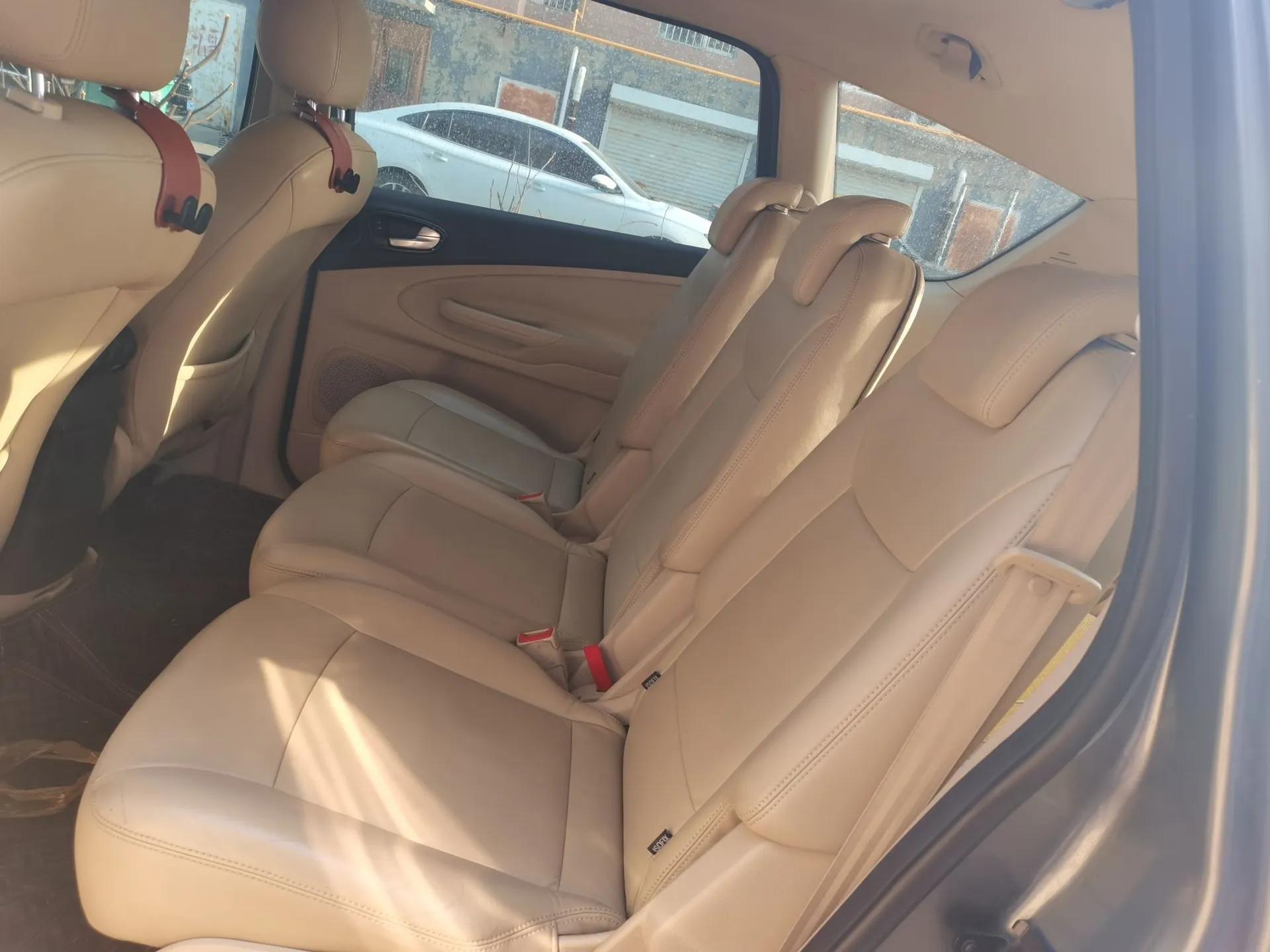 Ford S-MAX 2008 2.3L 7-Seater Luxury Version — миниатюра 18