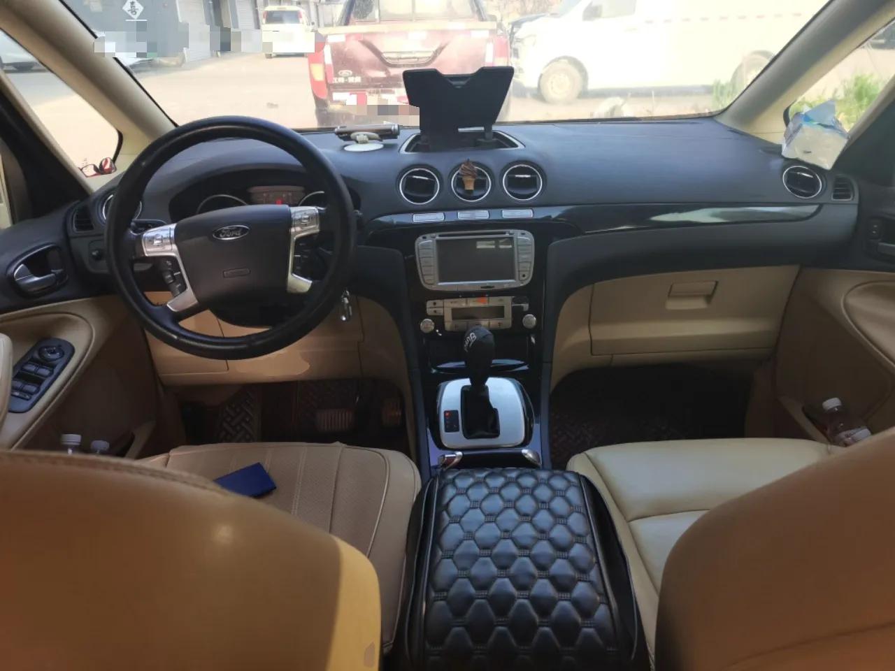 Ford S-MAX 2008 2.3L 7-Seater Luxury Version — миниатюра 10