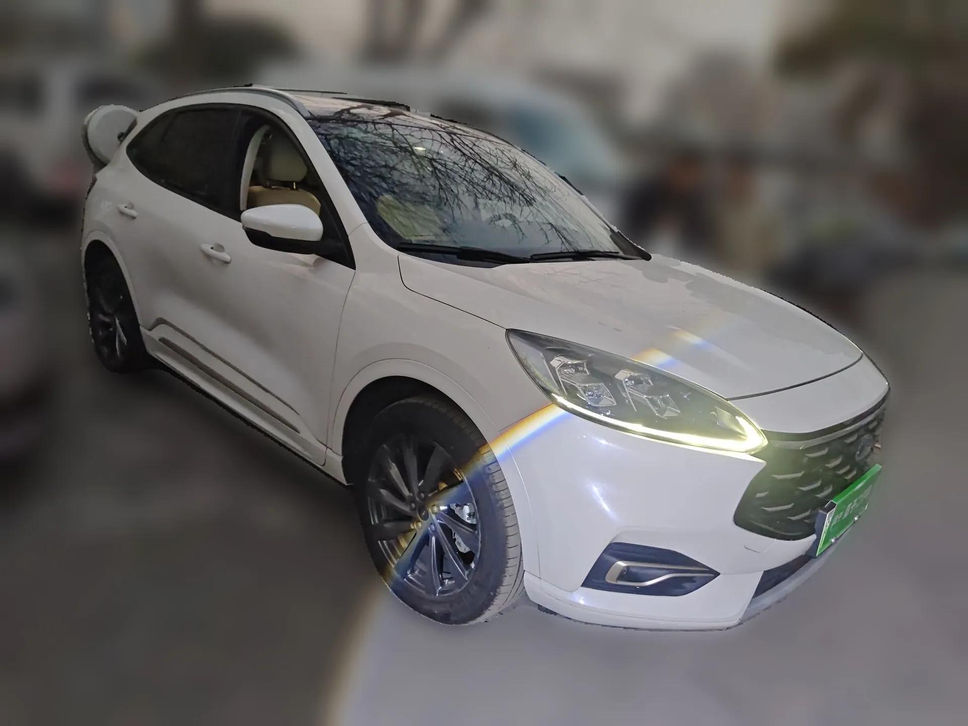 Ford Escape New Energy 2021 PHEV model — миниатюра 3