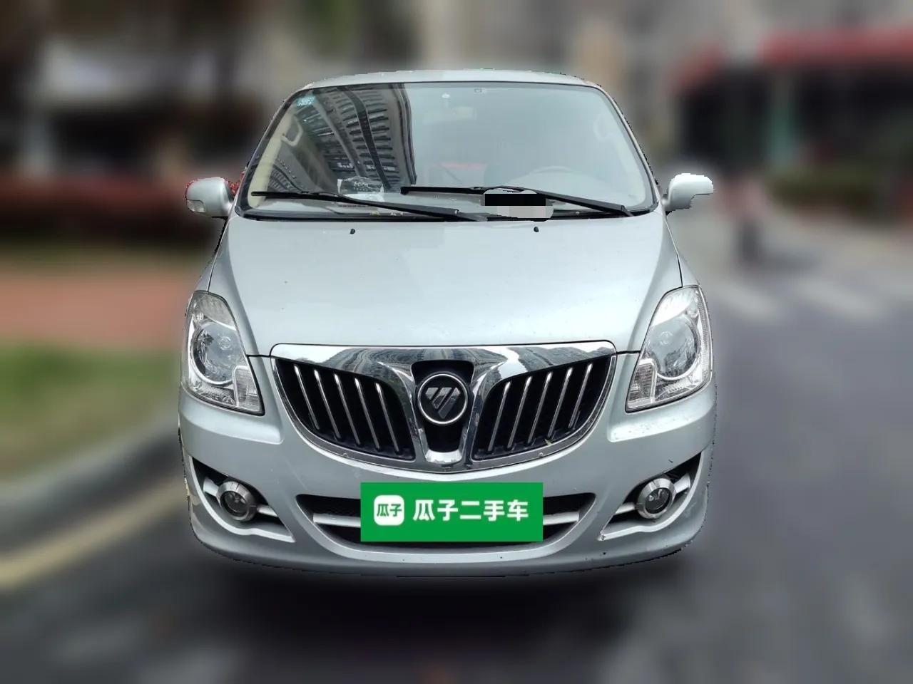 Foton MP-X E 2014 2.0L Wealth Express Comfort Edition Basic Configuration Short Wheelbase with 4G63 Engine — миниатюра 2
