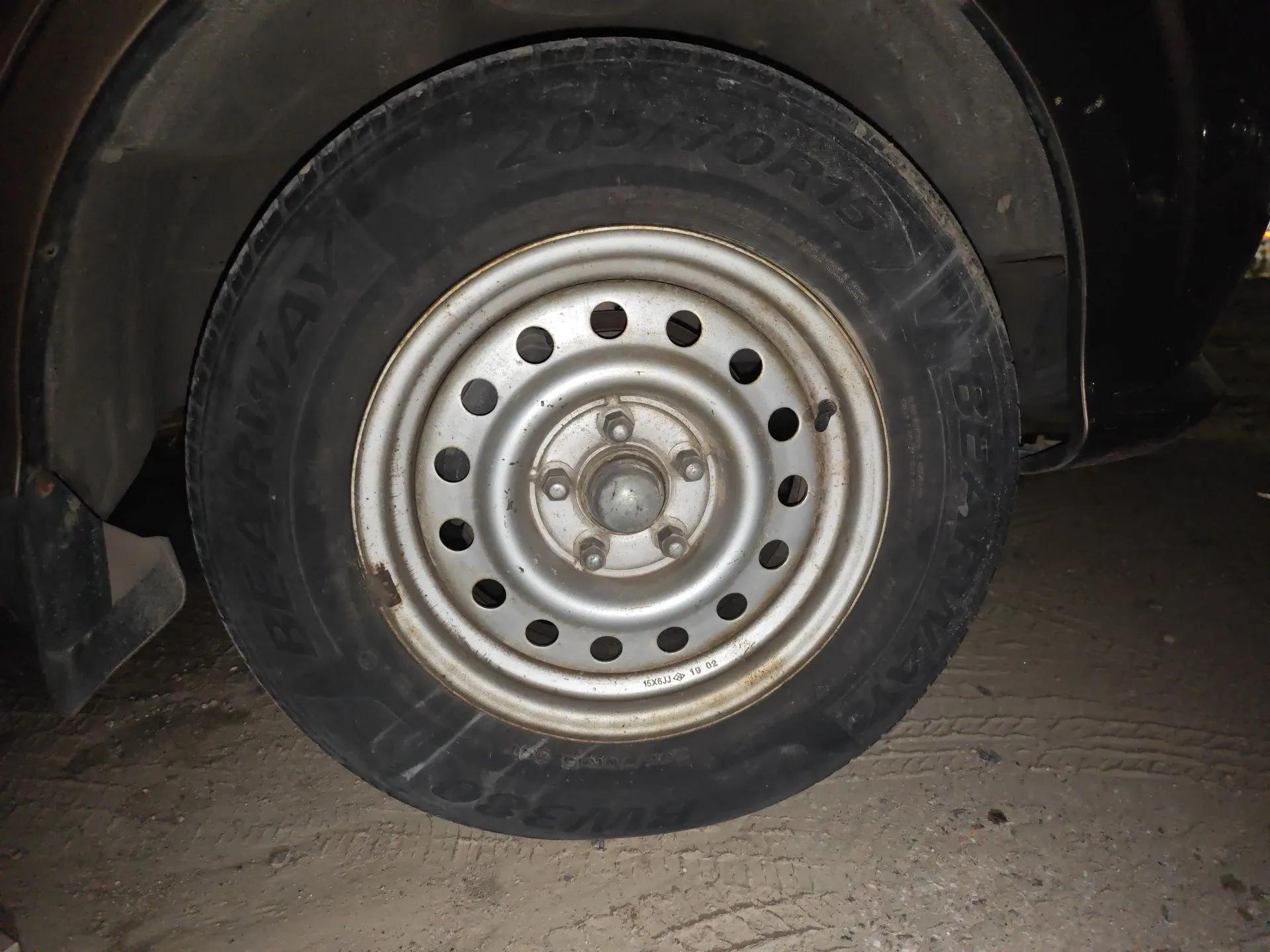 Foton MP-X E 2016 2.0L Express Edition 4G63 — миниатюра 8