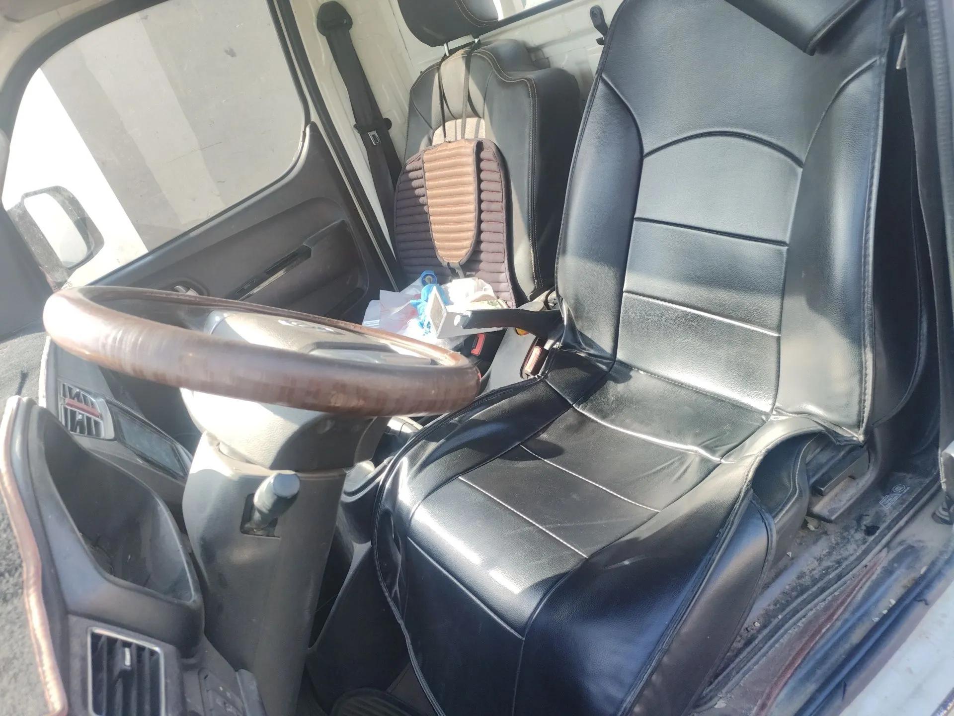 Foton Xiangling M 2018 1.5L M2 Non-Load-Bearing Single-Row with Dual Rear Tires (Cargo Version) DAM15L — миниатюра 16