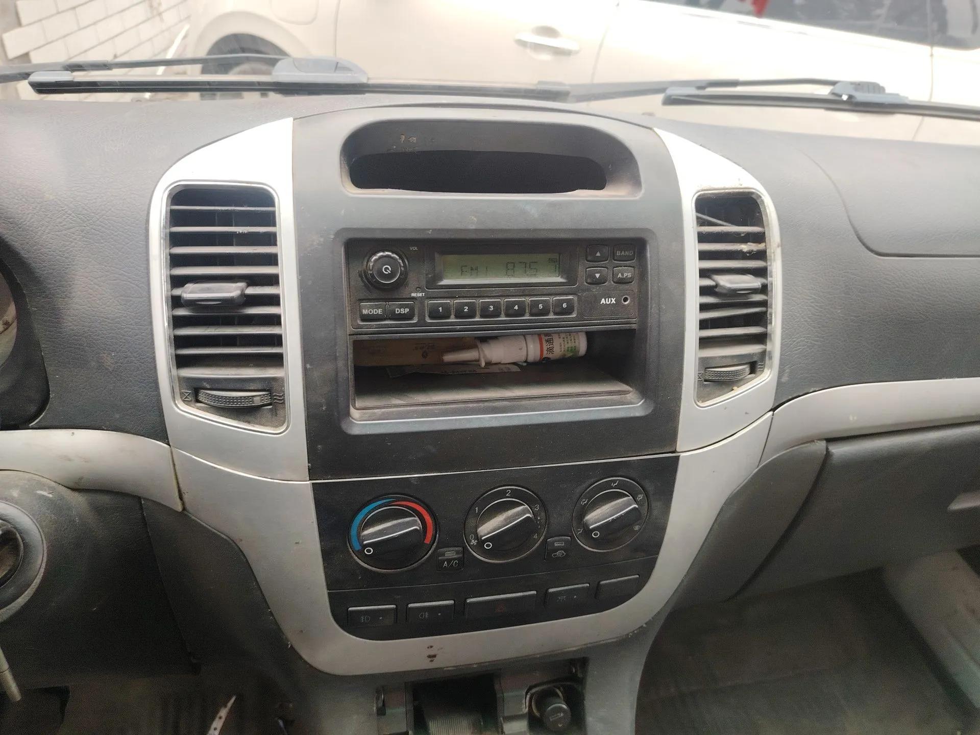 Foton Scenic 2014 2.0L Express Classic Long-Wheelbase Low-Roof 486EQV4 — миниатюра 14