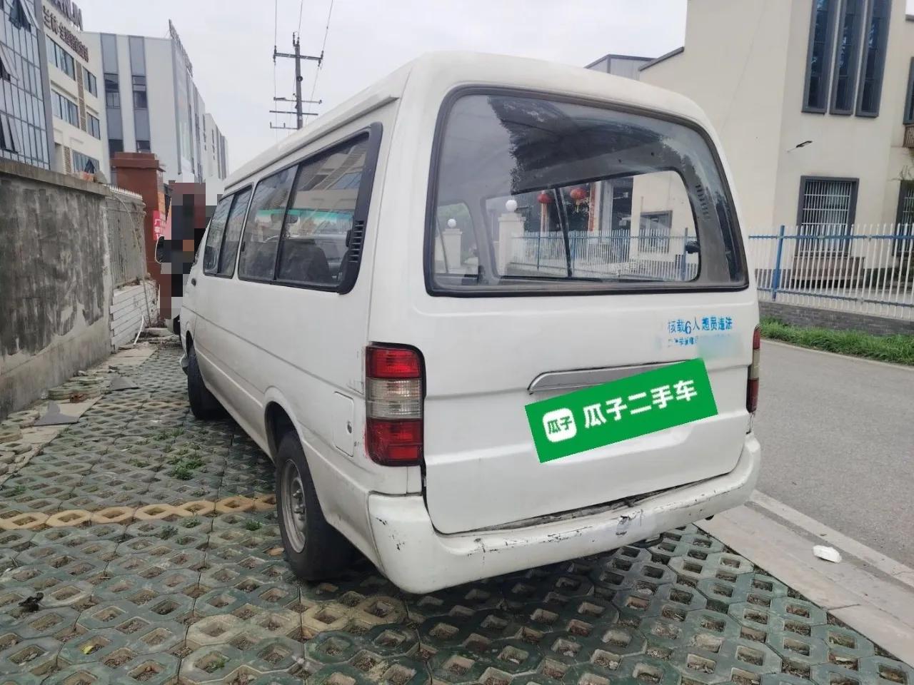 Foton Scenic 2014 2.0L Express Classic Long-Wheelbase Low-Roof 486EQV4 — миниатюра 4