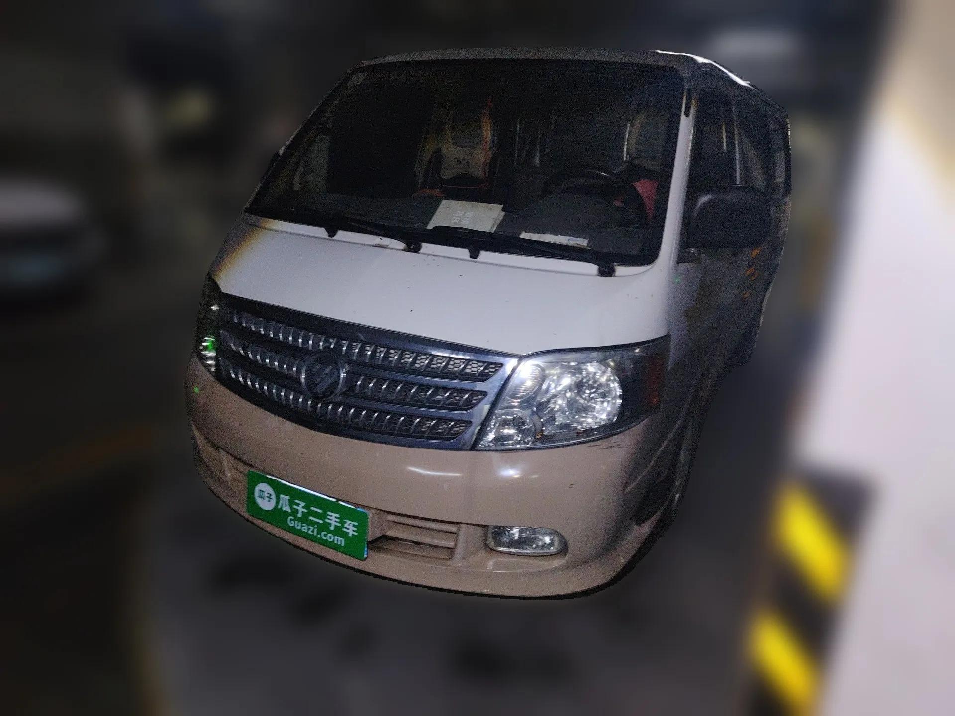 Foton Scenic 2014 2.0L Express Classic Short-Wheelbase Low-Roof 4Y20M — миниатюра 1