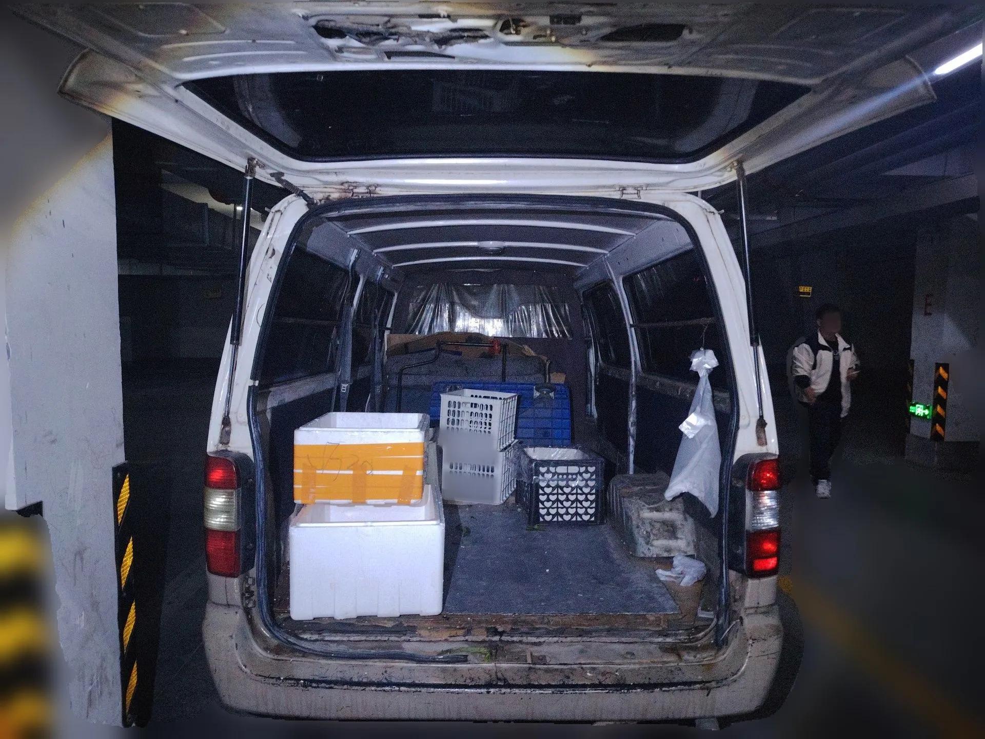 Foton Scenic 2014 2.0L Express Classic Short-Wheelbase Low-Roof 4Y20M — миниатюра 20
