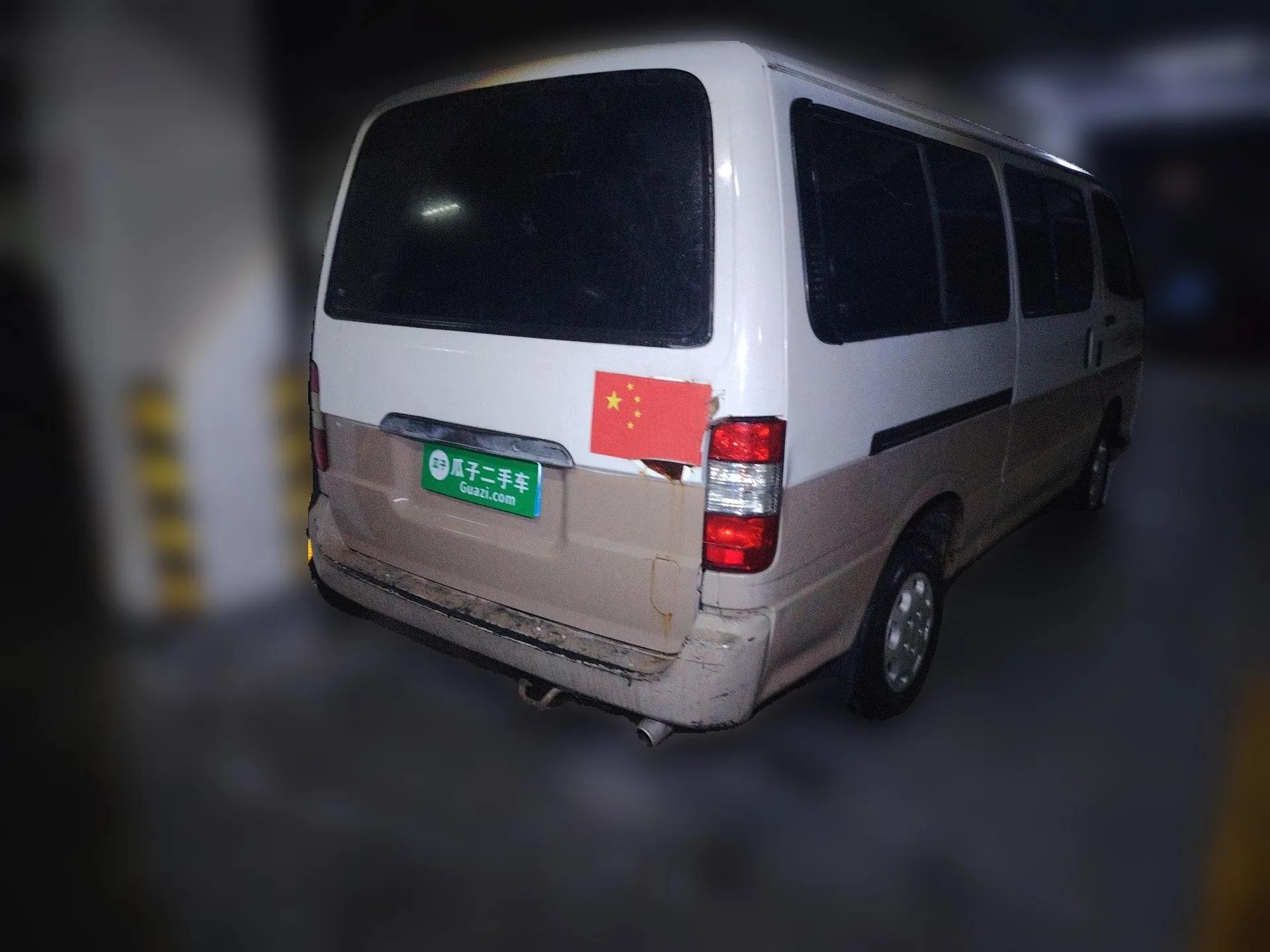 Foton Scenic 2014 2.0L Express Classic Short-Wheelbase Low-Roof 4Y20M — миниатюра 6