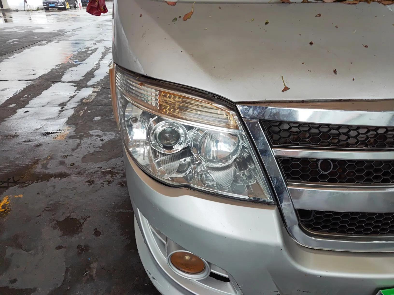 Foton Scenic 2014 2.5T Express Classic Long-Wheelbase Low-Roof Model 4J25TC — миниатюра 7