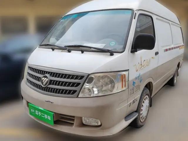 Foton Scenic 2014 2.5T Express Standard Long-Wheelbase High-Roof Version with 4J25TC Powertrain