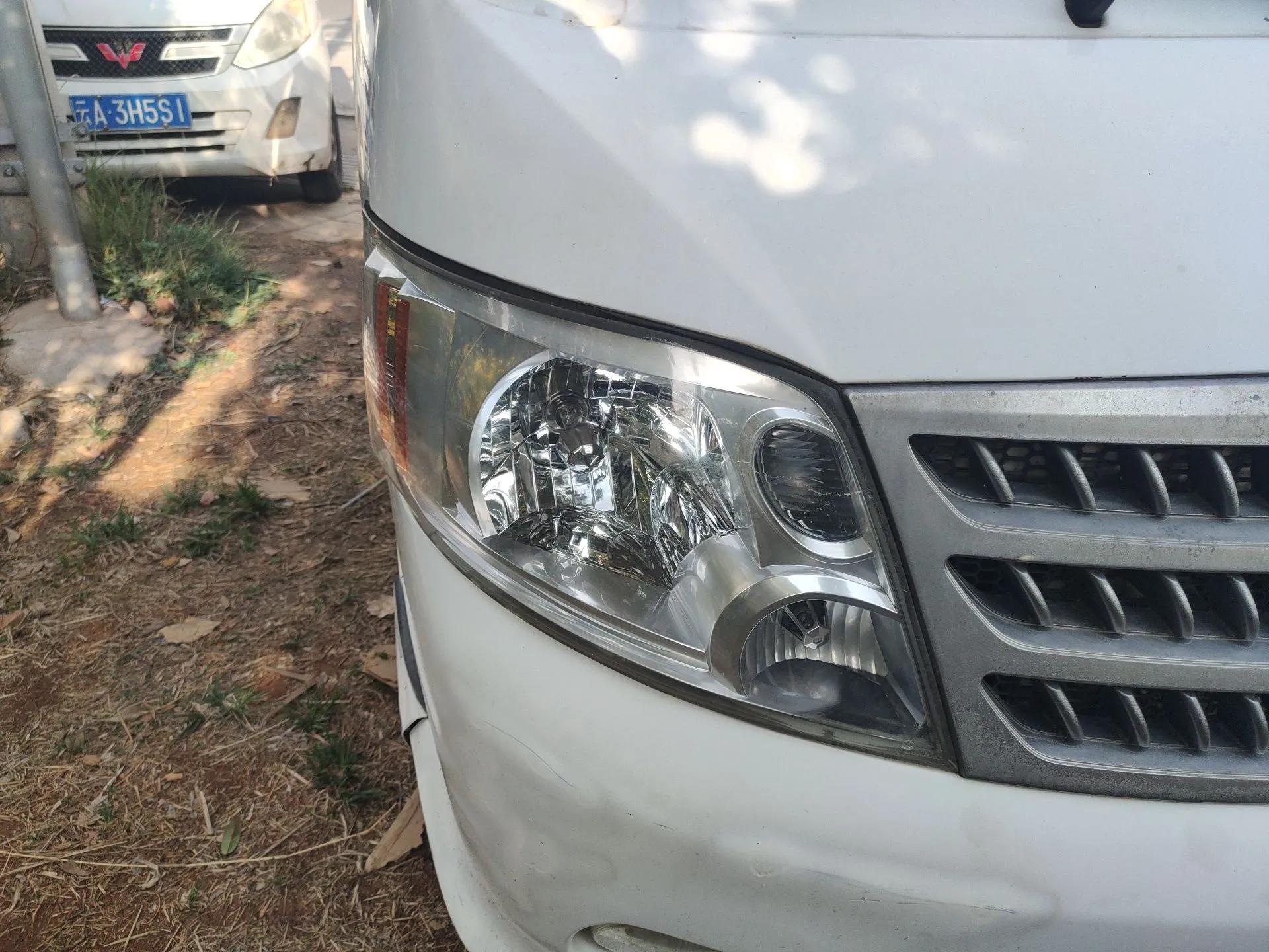 Foton Scenic 2014 2.0L Express Classic Short-Wheelbase High-Roof 491EQ4A — миниатюра 7