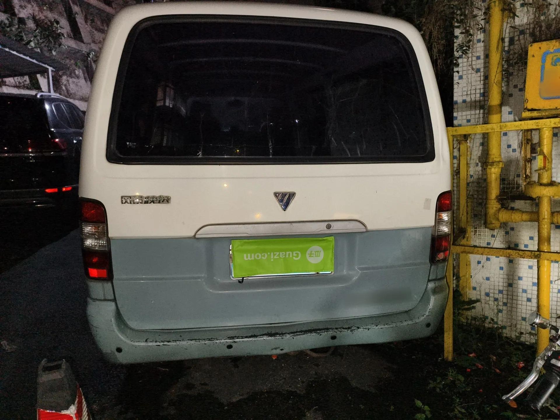 Foton Scenic 2011 2.0L Express Standard Short-Wheelbase Low-Roof 486EQV4 — миниатюра 5