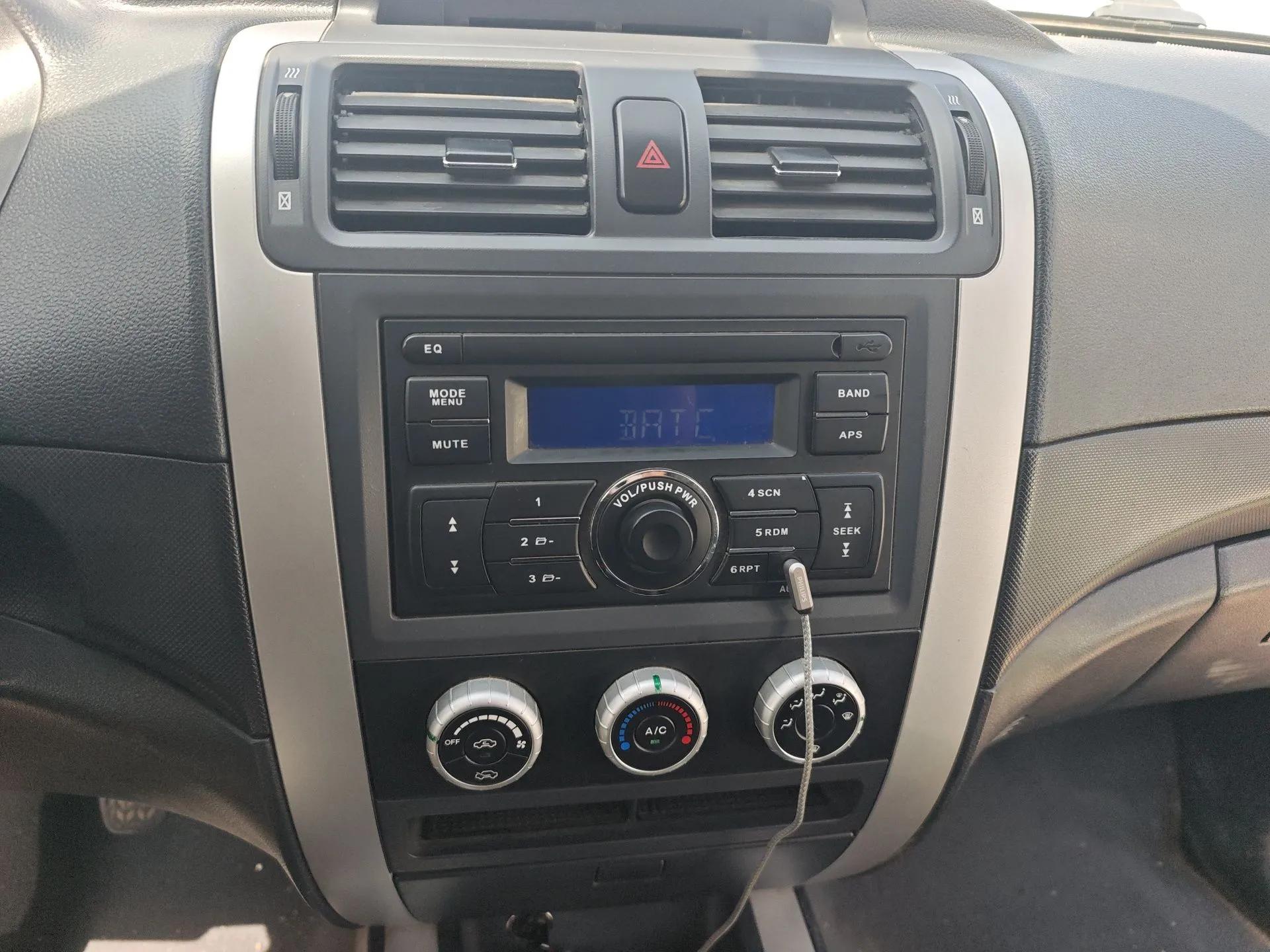 Foton Tunland 2017 2.8T E3 Diesel Two-Wheel Drive Extended Comfort Version BJ493ZLQ4 — миниатюра 14