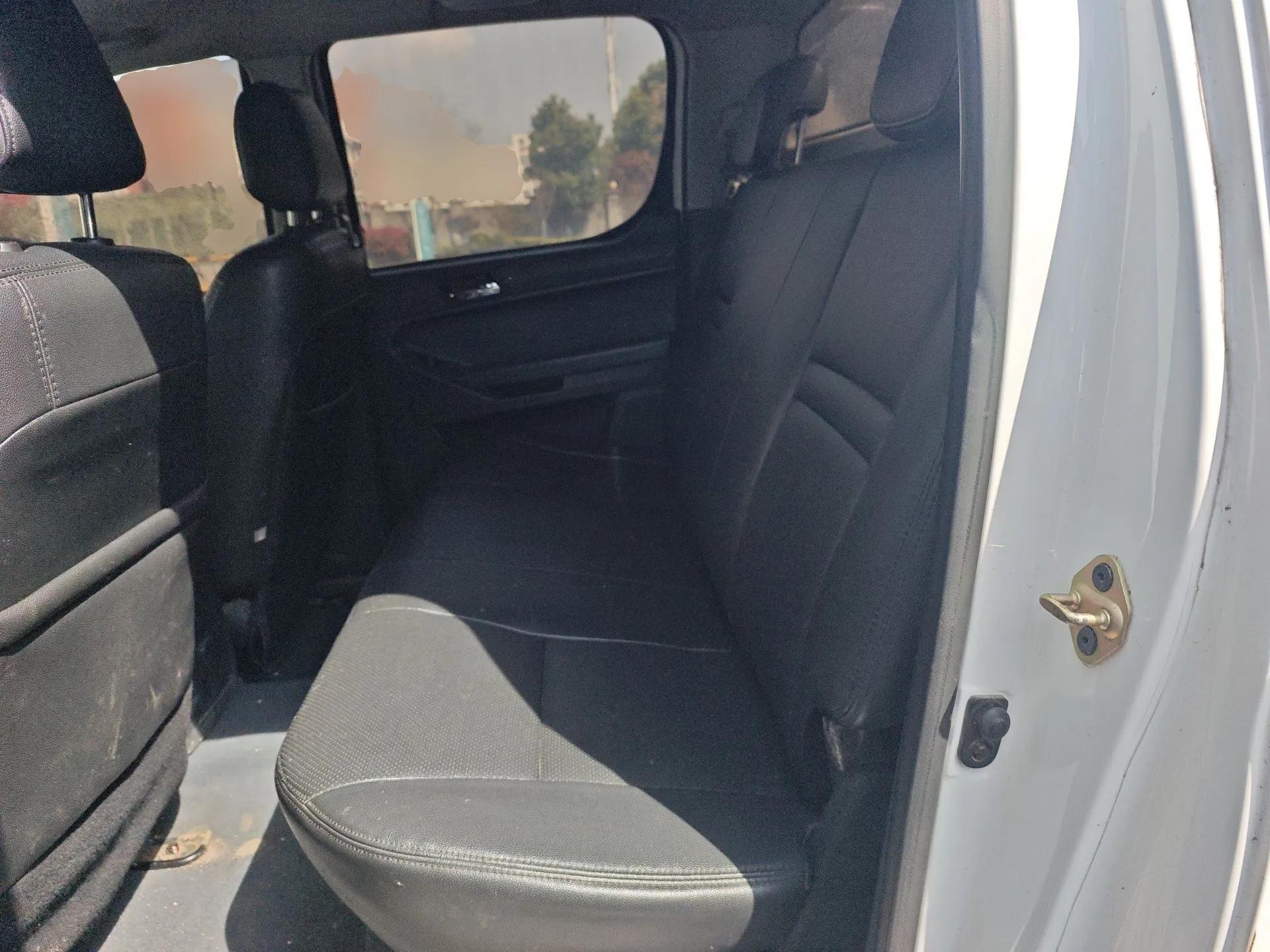 Foton Tunland 2017 2.8T E3 Diesel Two-Wheel Drive Extended Comfort Version BJ493ZLQ4 — миниатюра 18