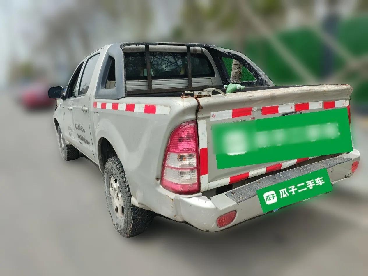 Foton Tunland 2017 2.8T E3 Diesel Two-Wheel Drive Elite Edition BJ493ZLQ4 — миниатюра 4