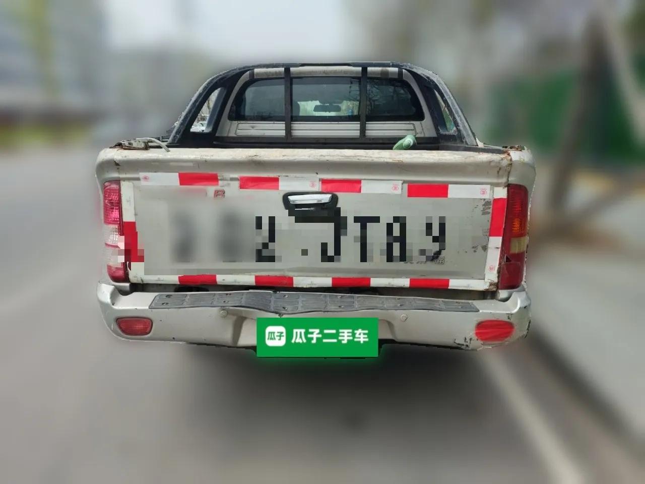 Foton Tunland 2017 2.8T E3 Diesel Two-Wheel Drive Elite Edition BJ493ZLQ4 — миниатюра 5