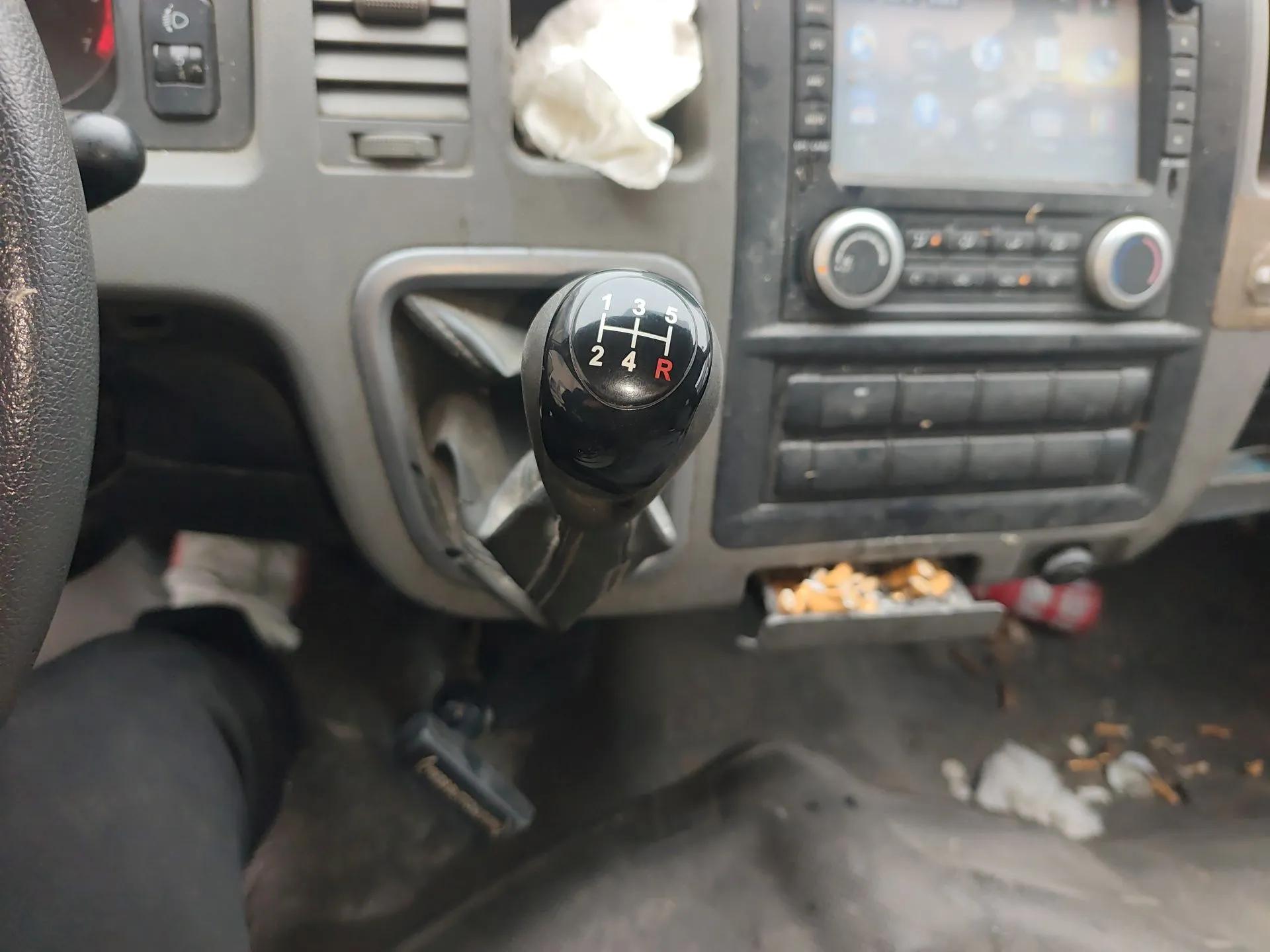 Foton Scenic G9 2016 2.4L Commercial Version Long Wheelbase 4G69 — миниатюра 15