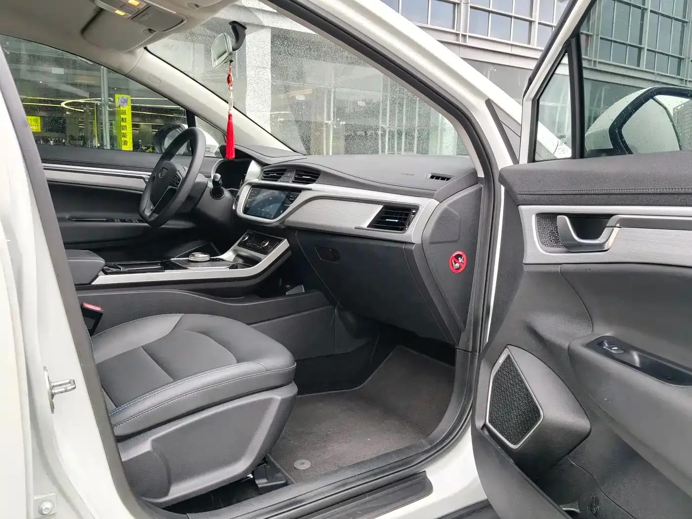 Geely GSe 2019 500 Leading Edition — миниатюра 12