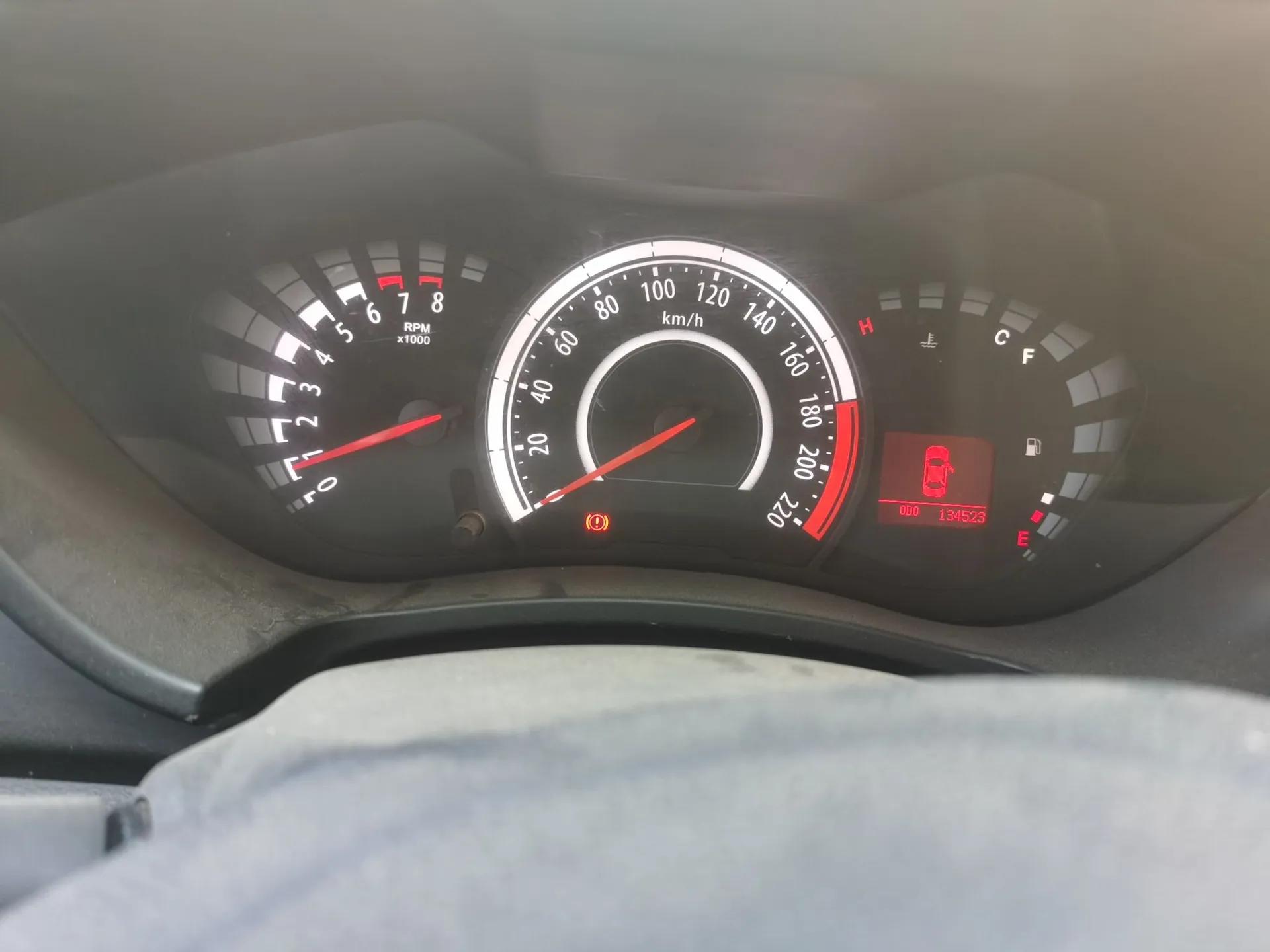 GAC Trumpchi GA3S Vision 2014 1.6L Manual Elite Edition — миниатюра 12