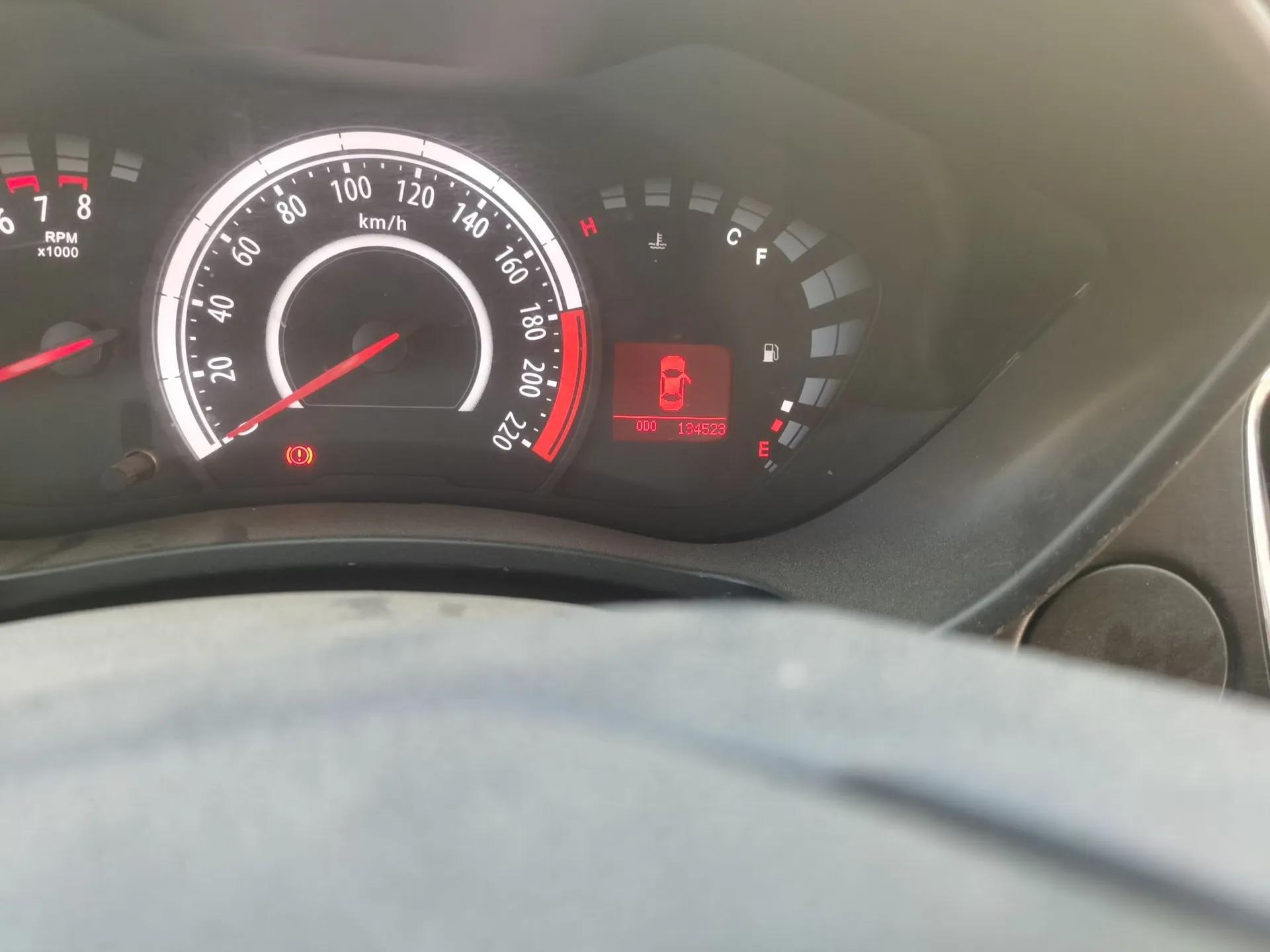GAC Trumpchi GA3S Vision 2014 1.6L Manual Elite Edition — миниатюра 13