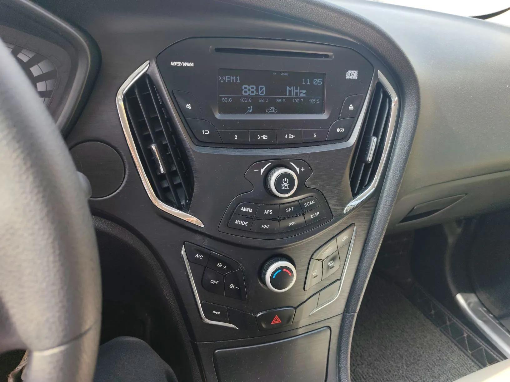 GAC Trumpchi GA3S Vision 2014 1.6L Manual Elite Edition — миниатюра 16