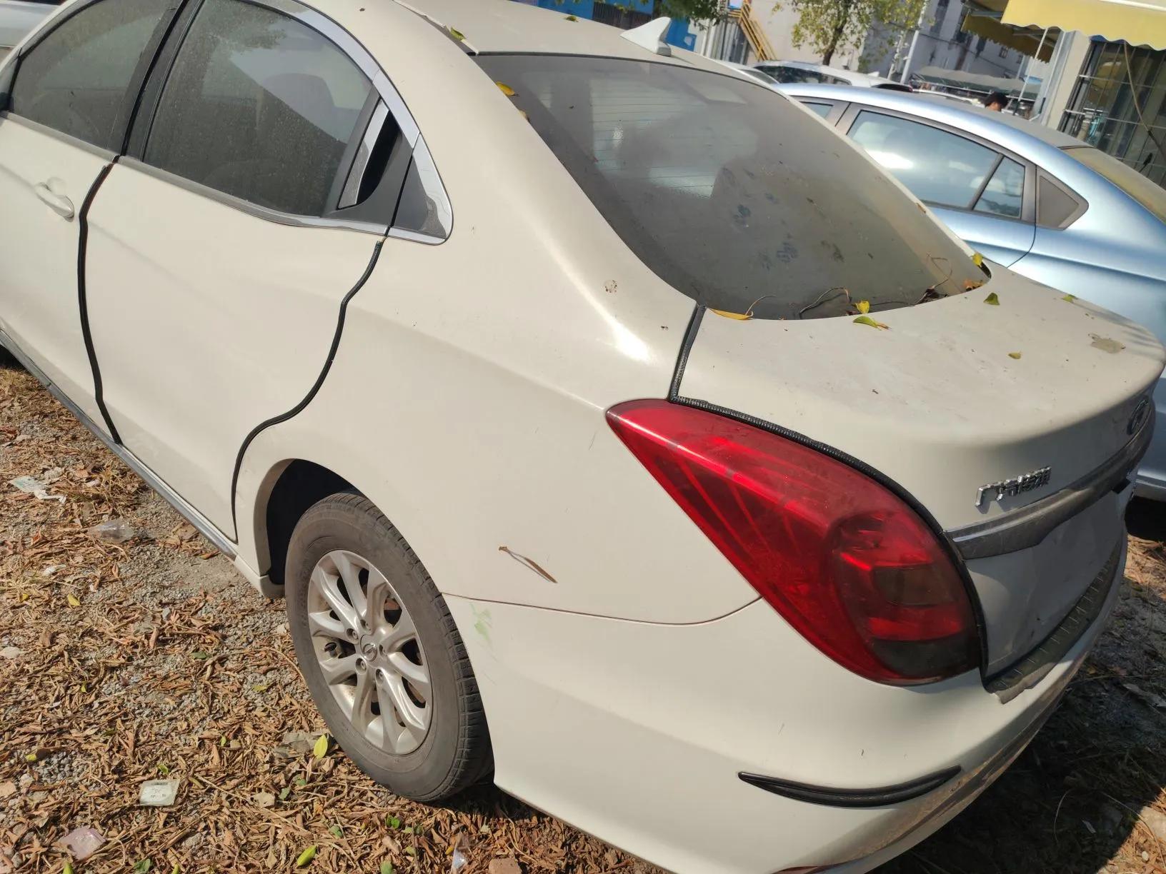 GAC Trumpchi GA3S Vision 2014 1.6L Manual Elite Edition — миниатюра 4