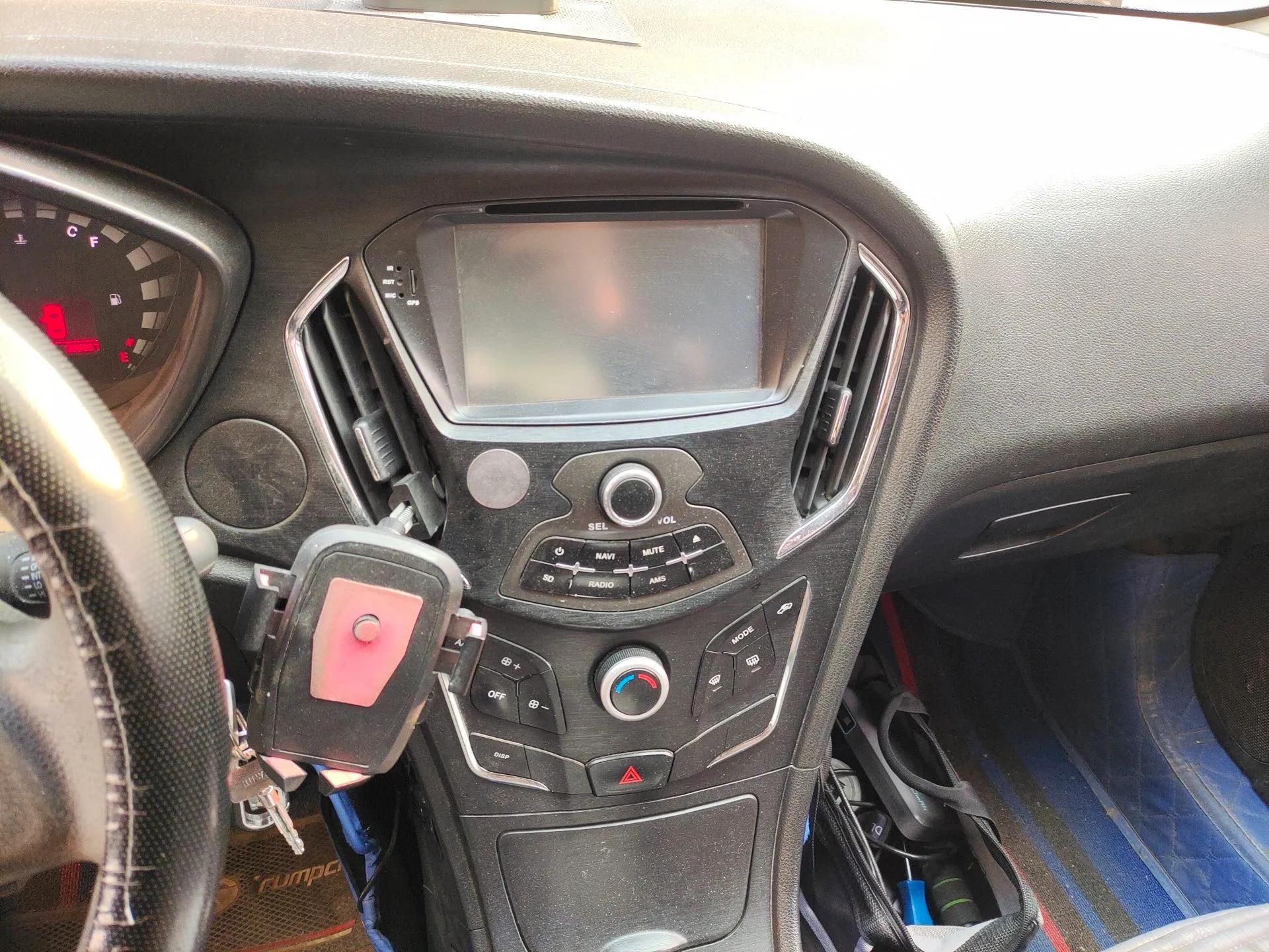 GAC Trumpchi GA3S Vision 2014 1.6L Manual Elite Edition — миниатюра 14