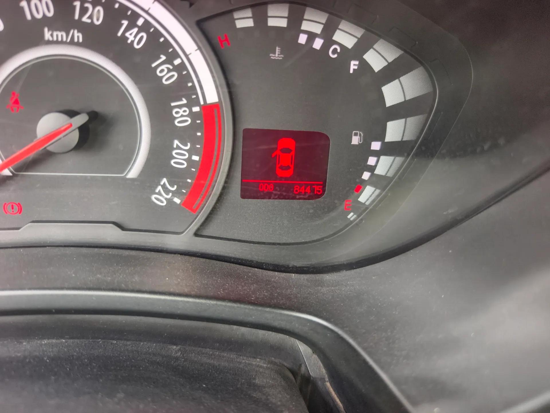 GAC Trumpchi GA3S Vision 2014 1.6L Manual Elite Edition — миниатюра 13