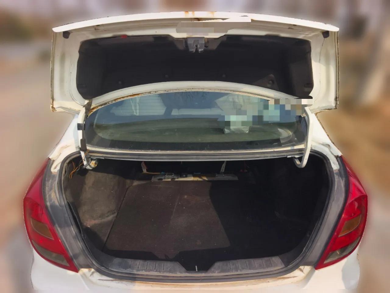GAC Trumpchi GA3S Vision 2014 1.6L Manual Elite Edition — миниатюра 20
