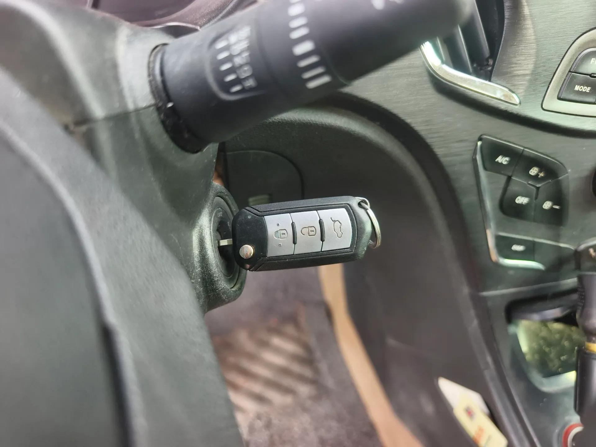 GAC Trumpchi GA3S Vision 2014 1.6L Manual Elite Edition — миниатюра 9