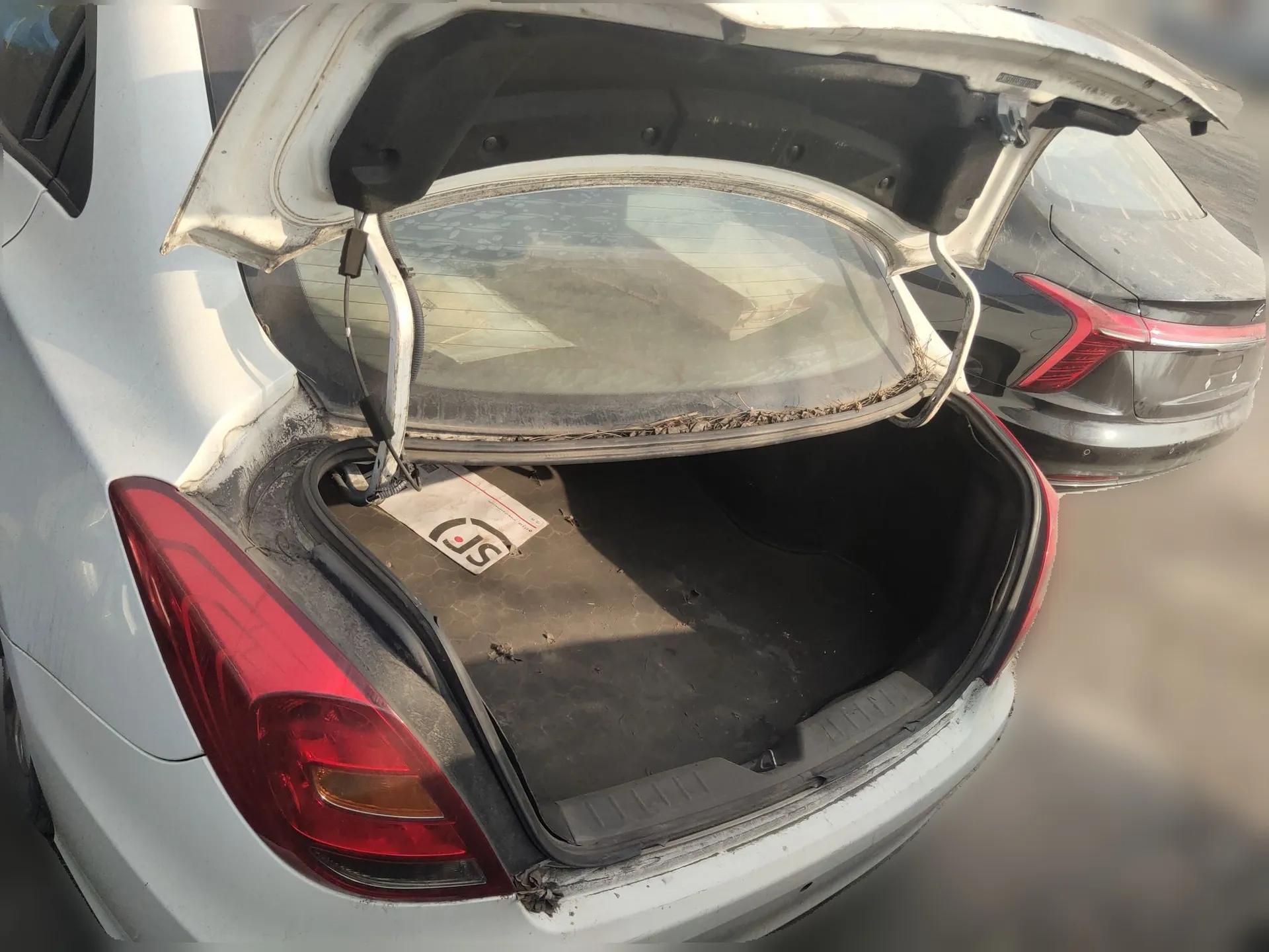 GAC Trumpchi GA3S Vision 2014 1.6L Manual Elite Edition — миниатюра 20