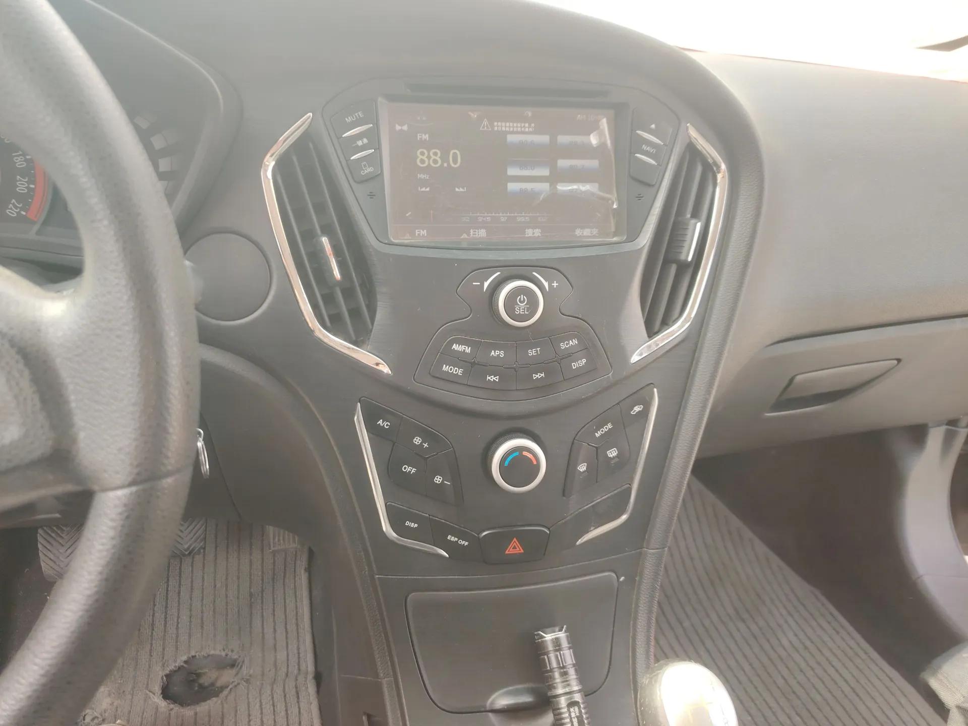 GAC Trumpchi GA3S Vision 2014 1.6L Manual Elite Edition — миниатюра 15