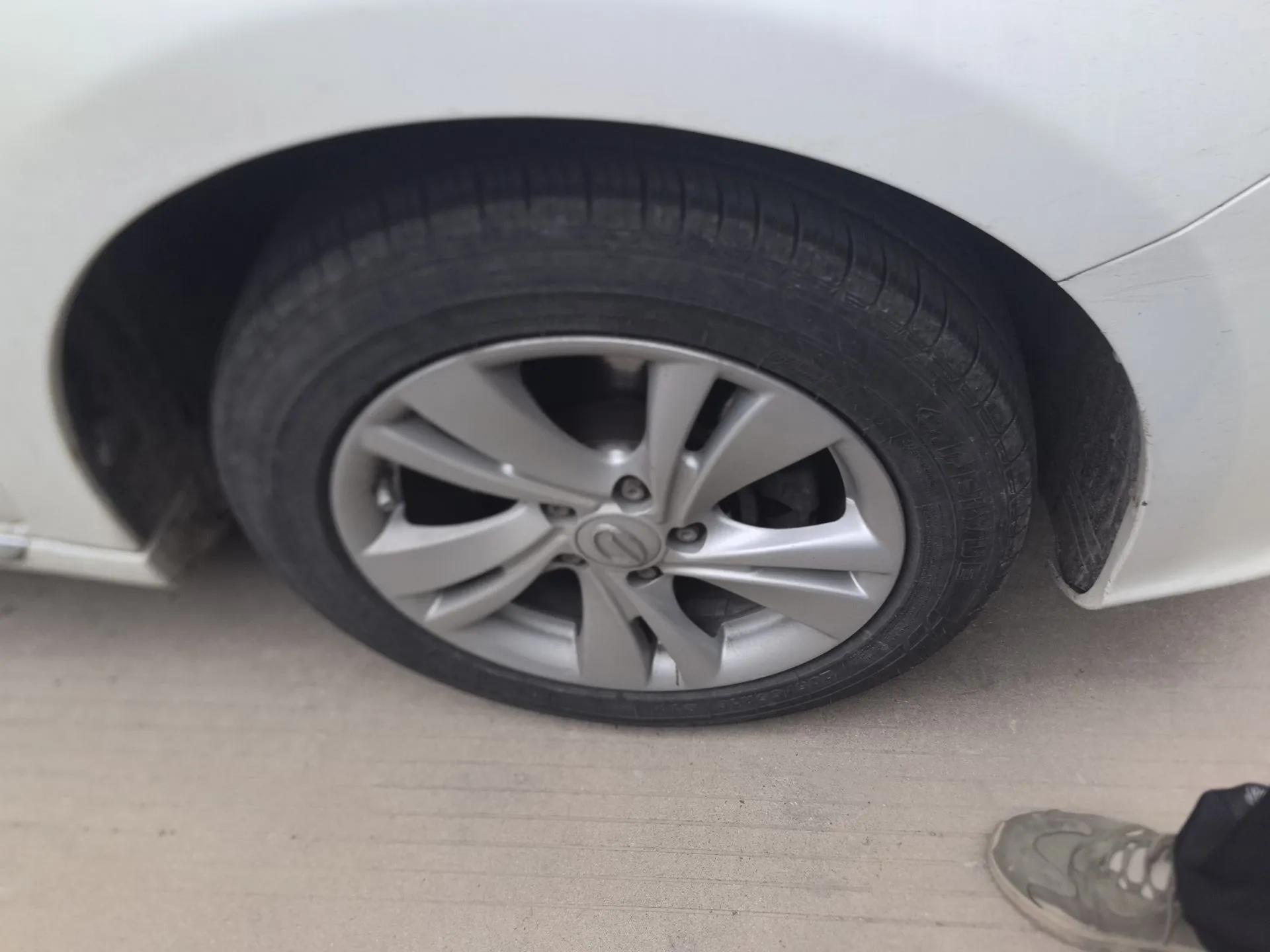 GAC Trumpchi GA3S Vision 2014 1.6L Automatic Luxury ESP Version — миниатюра 8