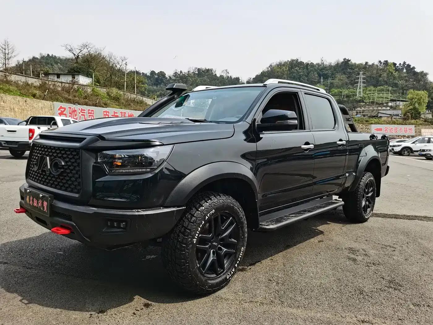 JAC T8 2023 2.0T Night Hawk Edition Diesel 4WD Luxury Double Lane HFC4DB2-2E — миниатюра 1