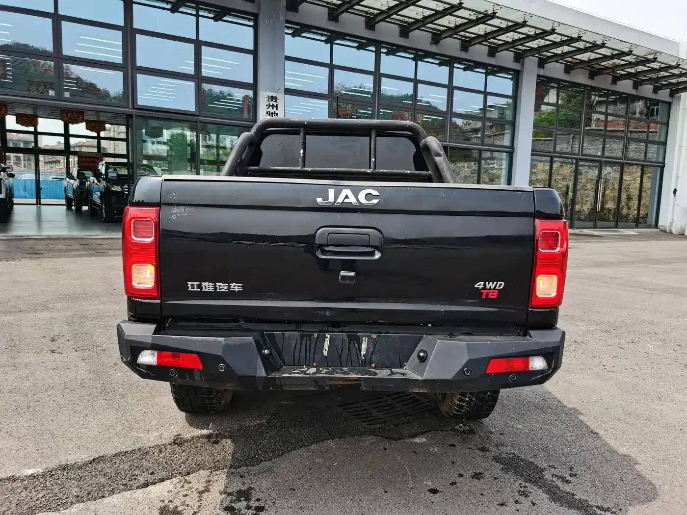 JAC T8 2023 2.0T Night Hawk Edition Diesel 4WD Luxury Double Lane HFC4DB2-2E — миниатюра 2